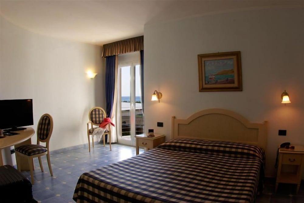 Baia Dei Mulini Resort&spa 4*